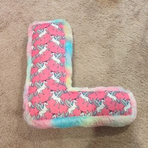 L - unicorn with wings - pillow